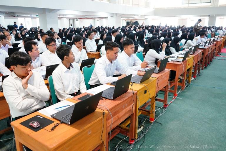 Hari Pertama SKD Kanwil Kemenkumham Sulsel Diikuti 1045 Peserta1