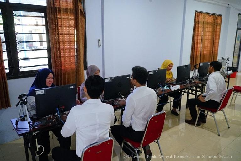 Kadivmin Pantau Pelaksanaan CAT Seleksi Pengangkatan Calon Notaris1