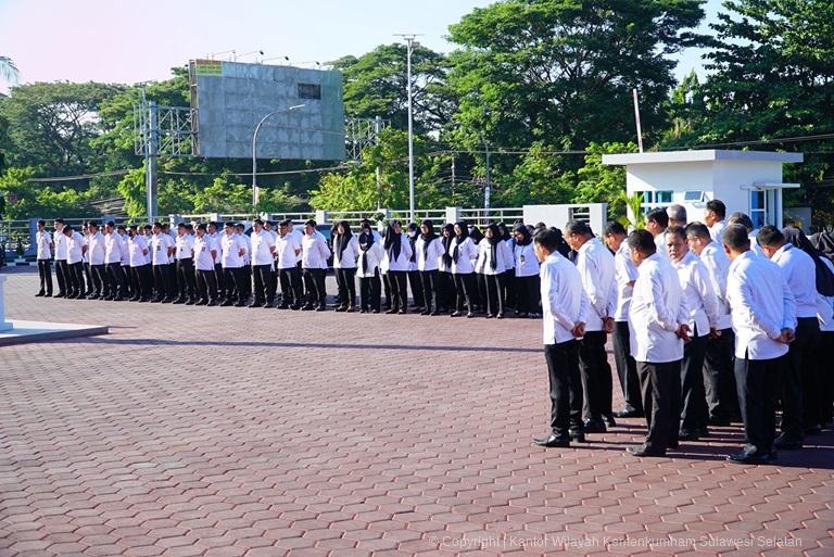 Kadivyankum HAM Kanwil Kemenkumham Suslel Minta Seluruh Pegawai Tingkatkan Kinerja Dalam Pelaksanaan Tusi Sehari Hari1