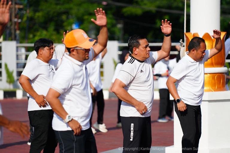 Pegawai Kanwil Kemenkumham Sulsel Ikuti Olahraga Bersama Dengan Rileks