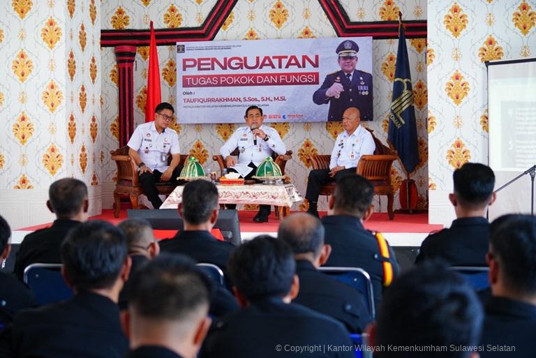 Taufiqurrakhman Minta Pegawai Rutan Barru Tingkatkan Kewaspadaan Dan Keamanan